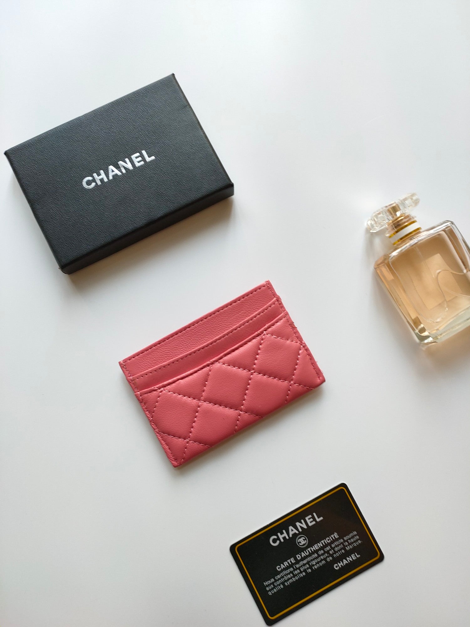 CHANEL CARD HOLDER 11.2 BLUSH PINK CALFSKIN GOLD ICON