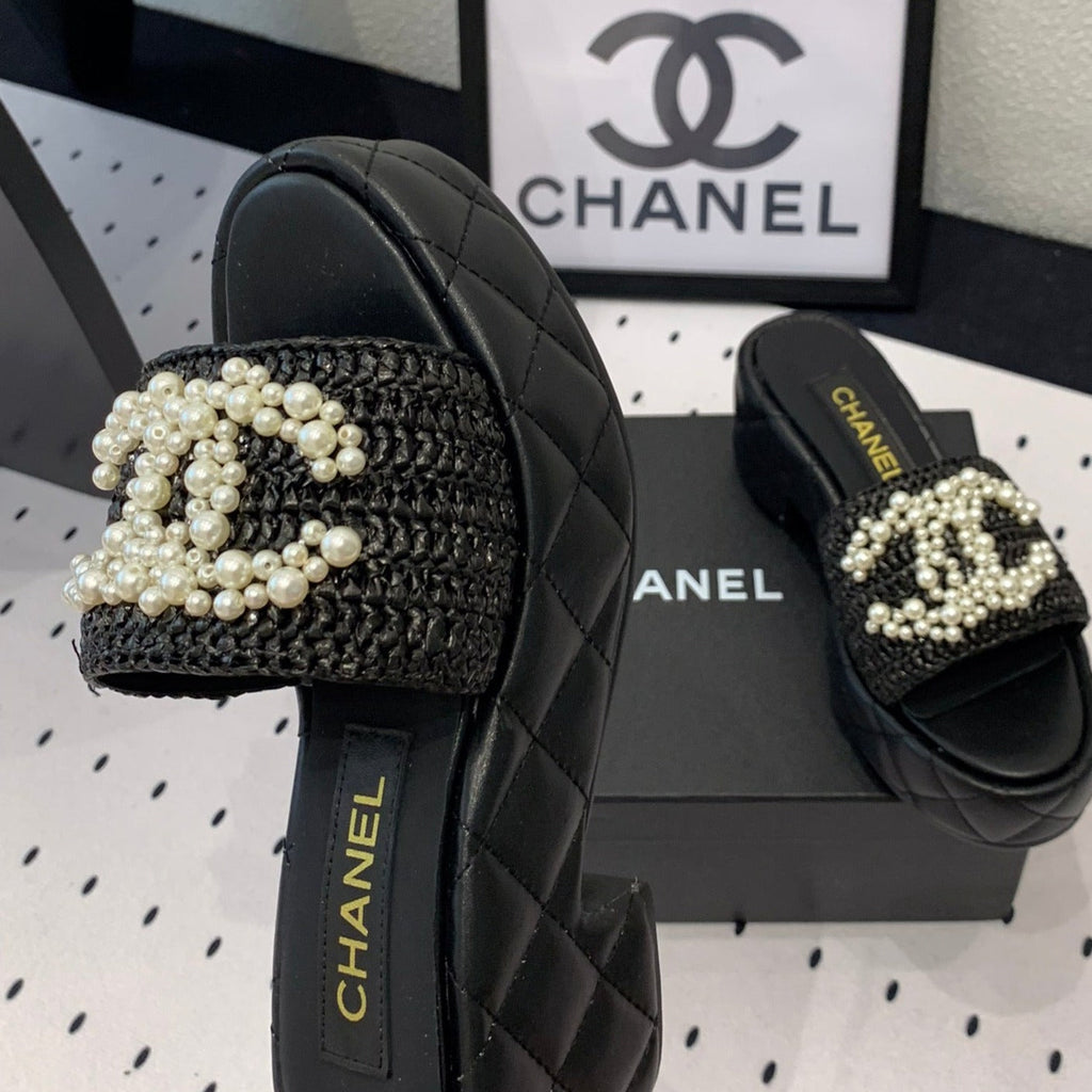 CHANEL Double  pearl platform sandals Sheepskin Black