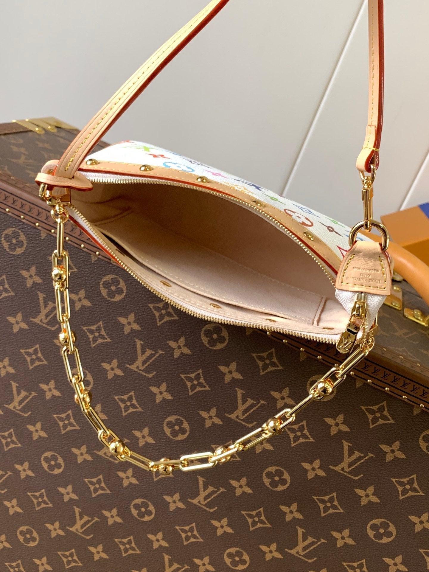 LOUIS VUITTON POCHETTE ACCESSOIRES BAG 22 IN MULTICOLOR MONOGRAM CANVAS AND COWHIDE
