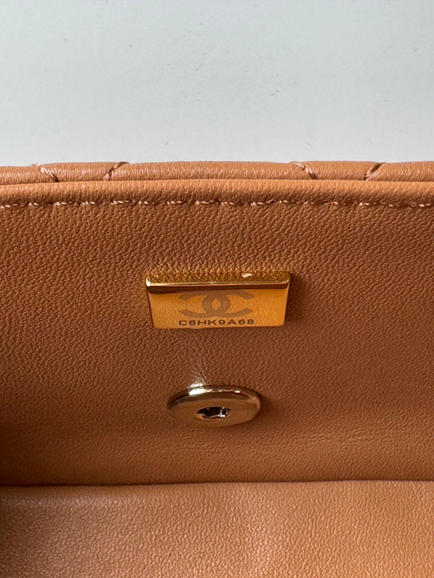 CHANEL FLAP BAG 20 IN BRONZE BROWN LAMBSKIN WITH HANDLE- NEW